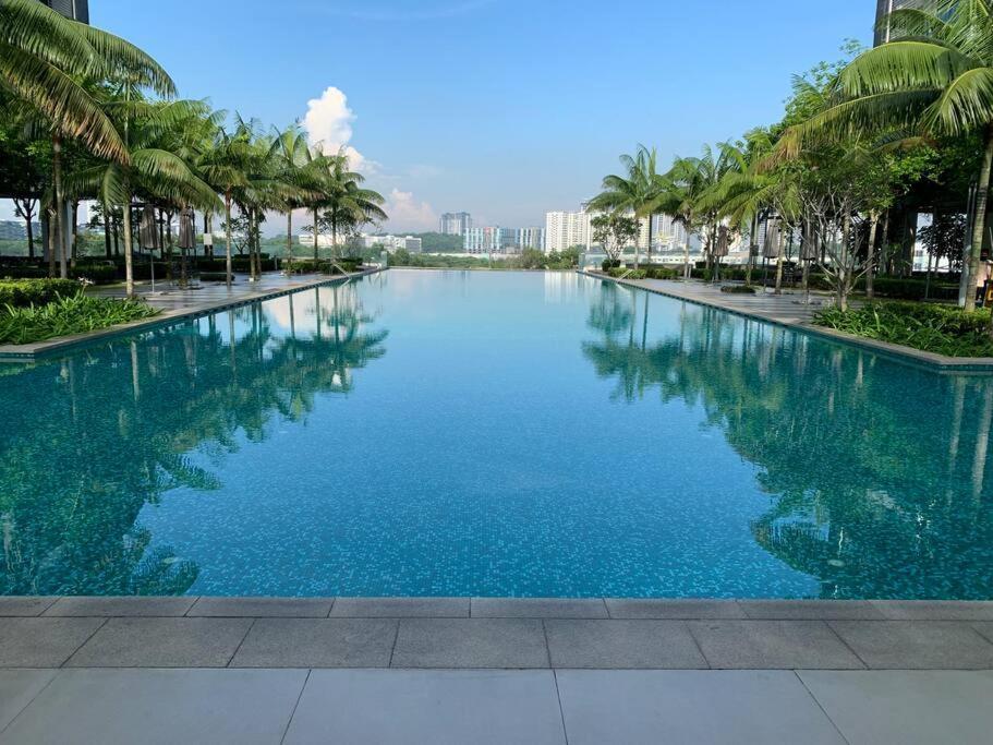 Stylish Romantic Couples Getaway - Netflix&Relax 7 Сайберджая Экстерьер фото